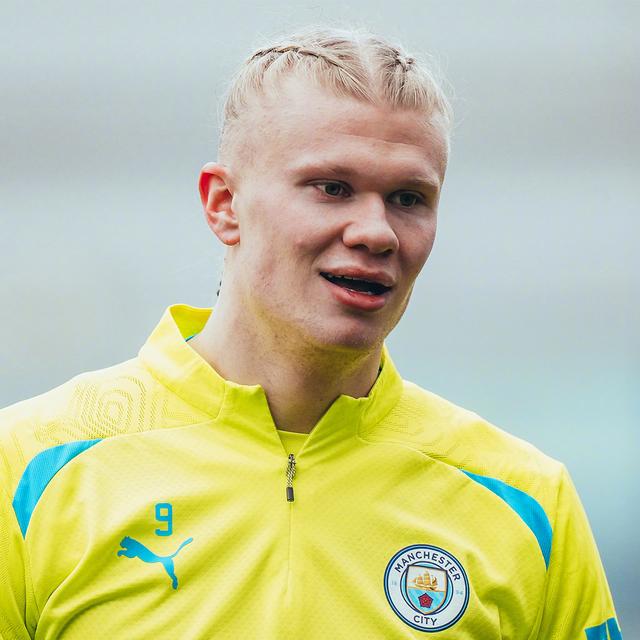 湖人vs猛龙首发：里夫斯搭档詹皇PK英格拉姆&巴恩斯（湖人战猛龙首发：詹皇联手里夫斯，对阵英格拉姆与巴恩斯）