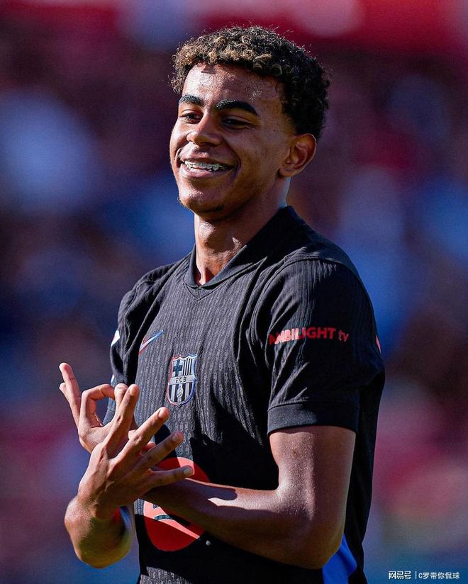 官方：中国足协12月将在厦门举办2025年比赛监督培训班（中国足协官宣：2025年比赛监督培训班12月在厦门举行）