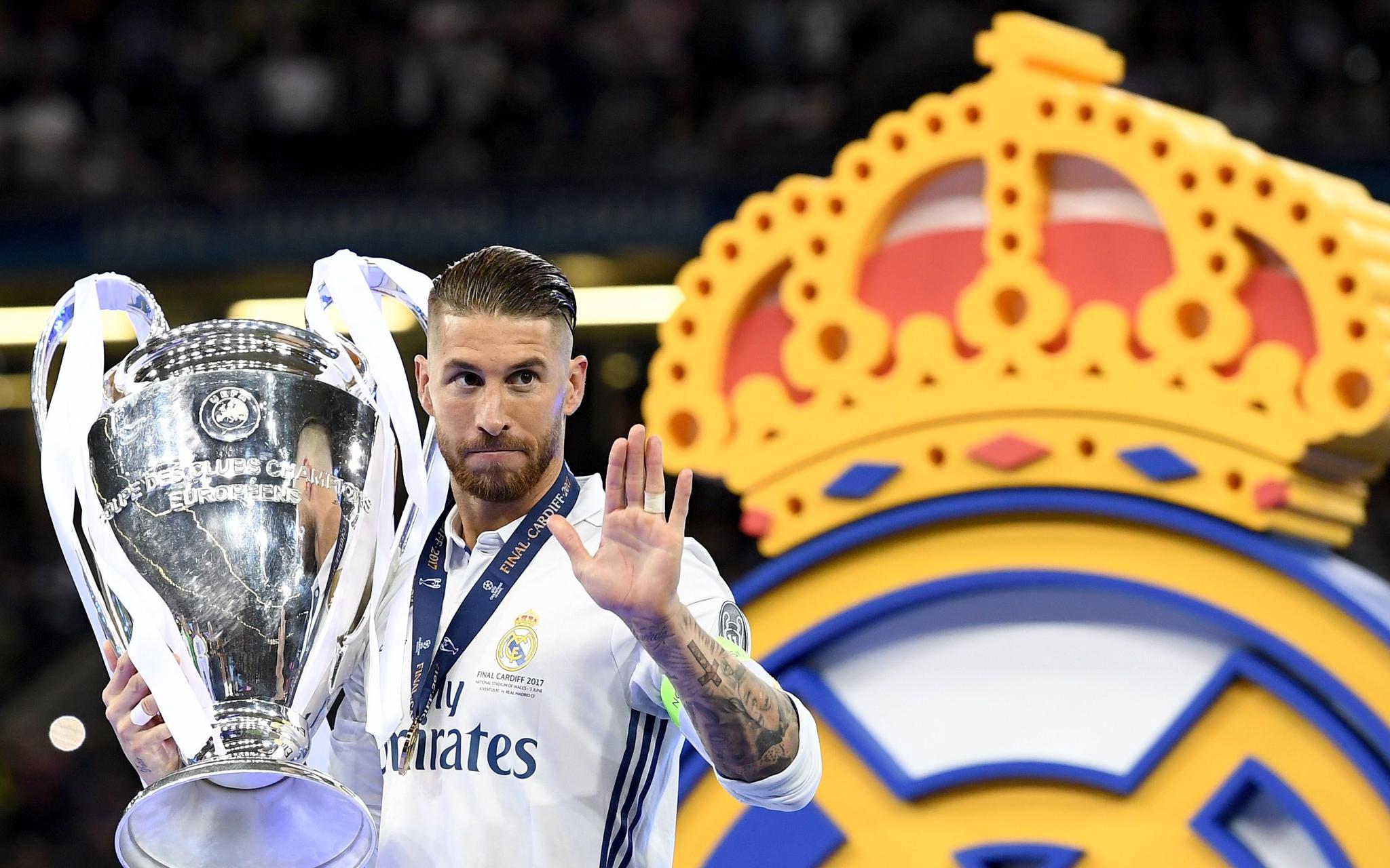 范德芬：教练赛季初希望我能进五个球；我和罗梅罗是兄弟（范德芬：赛季初教练给我定了5球目标；我与罗梅罗情同手足）