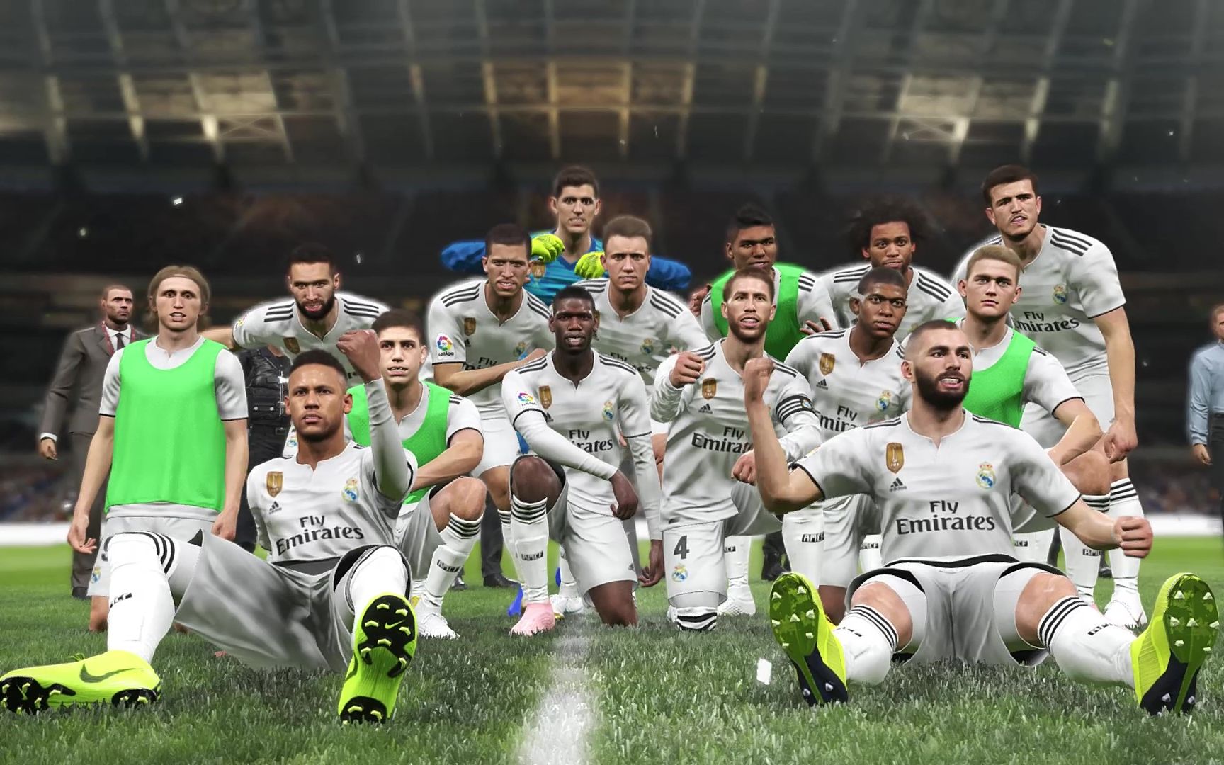 记者：申花将给球员放短假，12月2日重新集中备战广岛三箭（申花为球员安排短暂假期，12月2日再度集结备战广岛三箭）