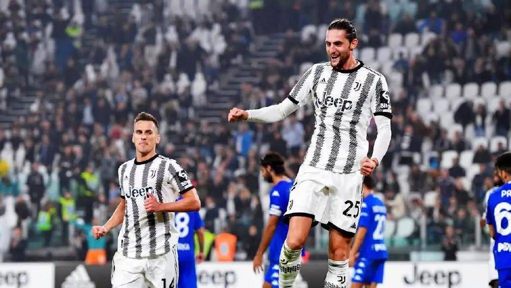 奇闻：巴西球星自掏腰包加盟中超！为赴华豪掷数十万人民币解约费（罕见一幕！巴西球星自费解约赴华，为加盟中超支付数十万人民币）