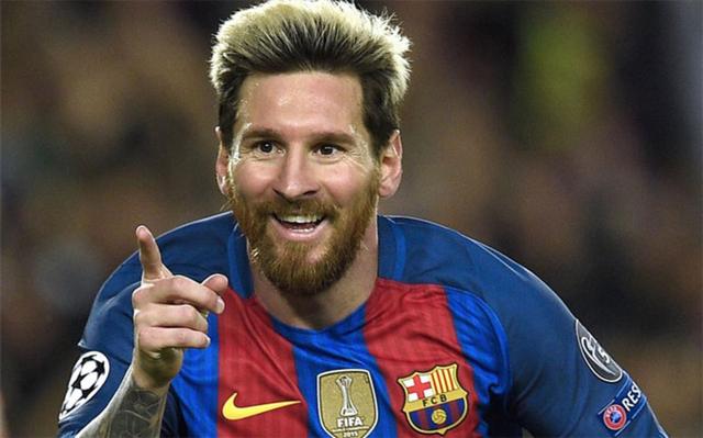 世体：巴萨不提前去斯坦福桥踩场训练，将在比赛当日飞往伦敦（世体：巴萨比赛日当天飞赴伦敦，不提前在斯坦福桥踩场）