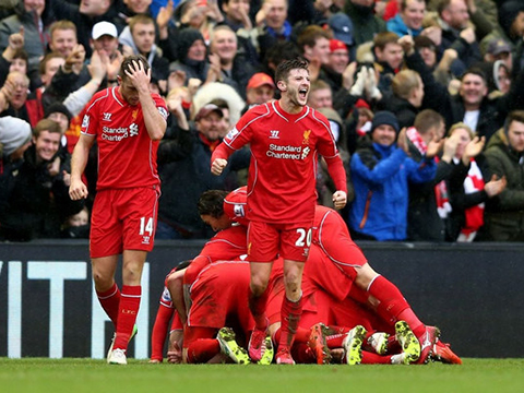 WTT总决赛：林诗栋4-0完胜梁靖崑，挺进男单八强（WTT总决赛：林诗栋4-0横扫梁靖崑，晋级男单八强）