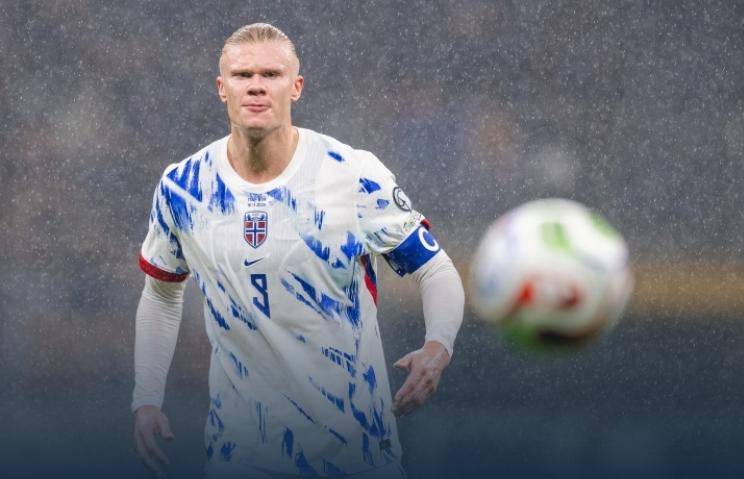 穆勒：留胡子是想尝试不同的造型，队友们很喜欢我的络腮胡（穆勒谈蓄须：想尝试新造型，队友们都喜欢我的络腮胡）