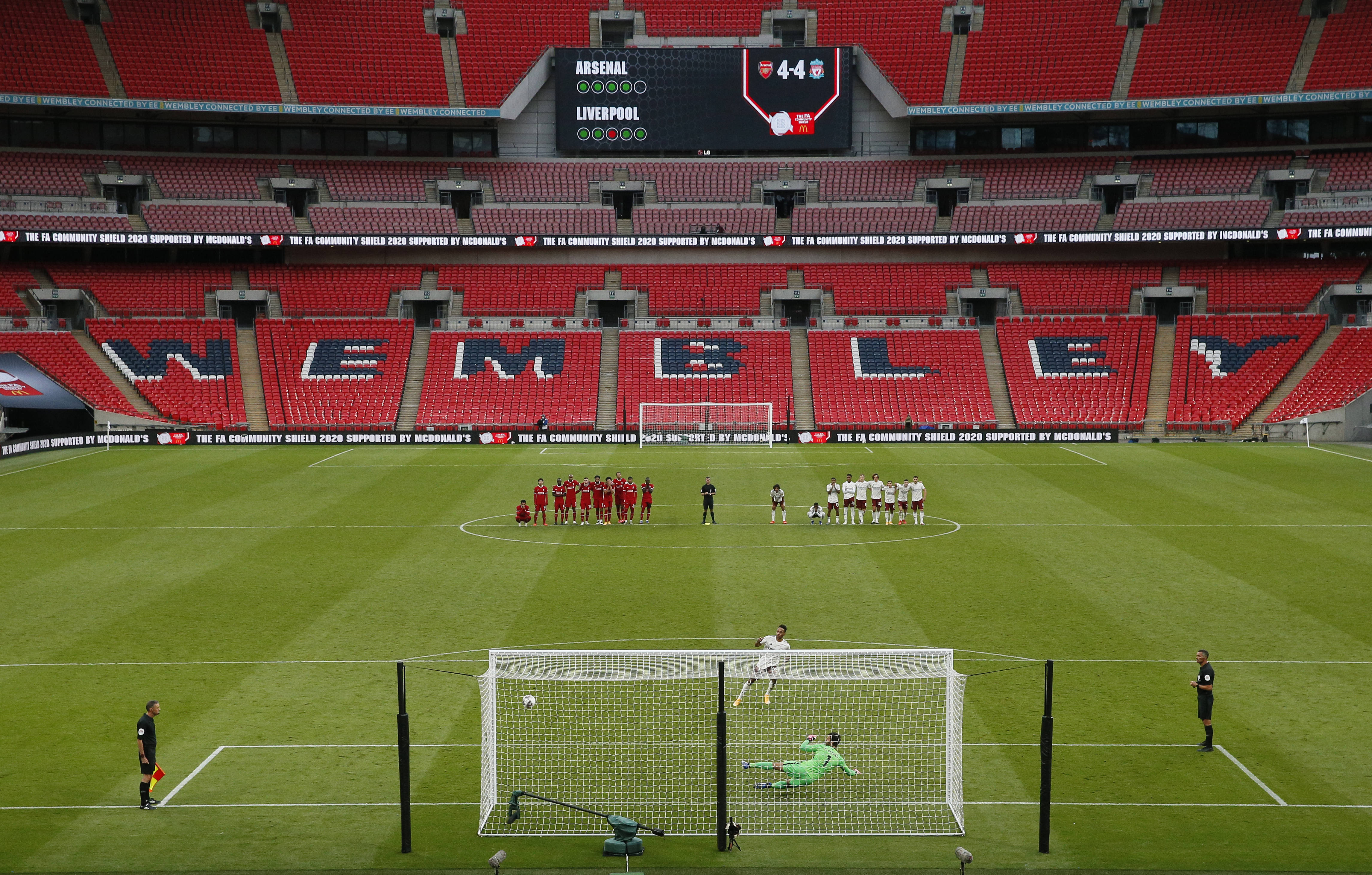 那不勒斯vs尤文：麦克托米奈首发，伊尔迪兹、小孔塞桑出战（那不勒斯对阵尤文：麦克托米奈首发，伊尔迪兹与小孔塞桑出场）