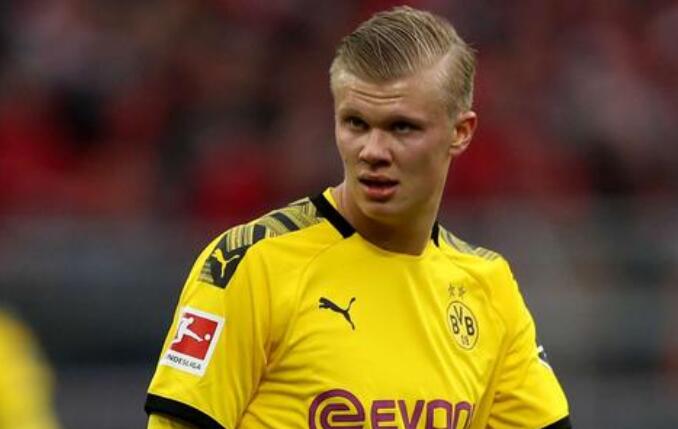 曼联拉什福德破门助球队获胜（拉什福德建功，曼联全取三分）