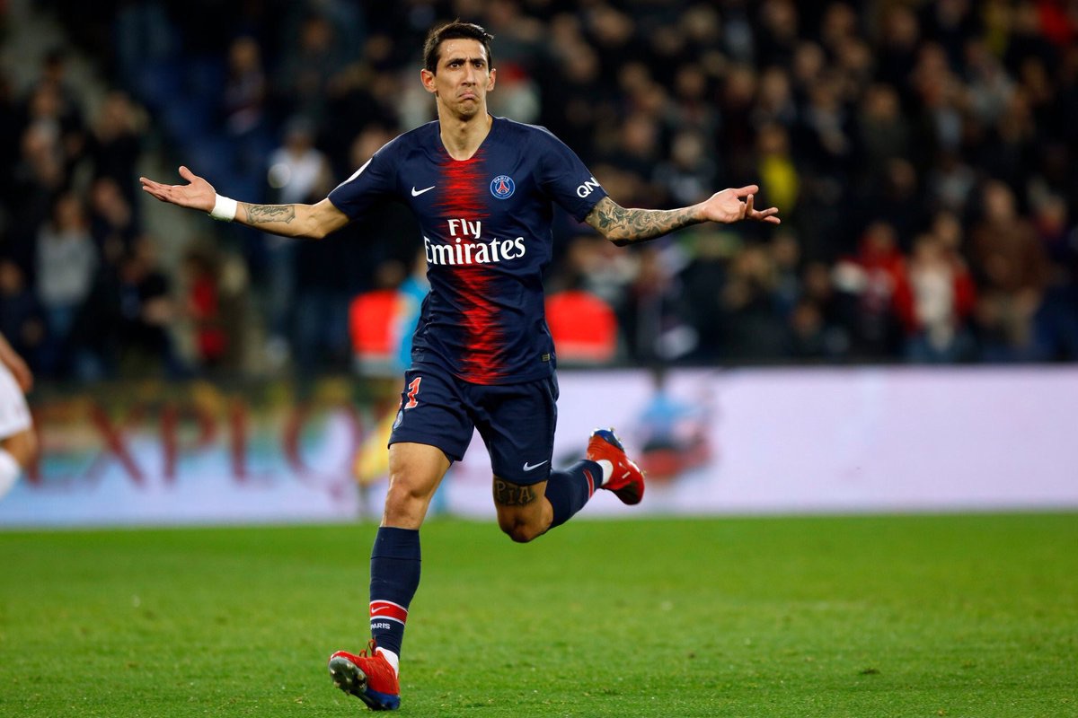 阿贾克斯客场4-2卡拉巴赫，格洛赫双响，多尔贝格、加埃建功（阿贾克斯客场4-2击退卡拉巴赫：格洛赫梅开二度，多尔贝格、加埃破门）